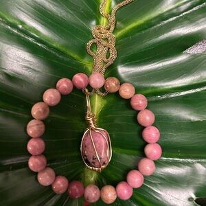 RHODONITE gold wire wrapped crystal pendant necklace & 8mm bracelet set